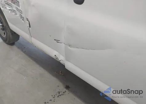 2004 GMC Savana Standard from USA, damaged, VIN 1GTHG39U741164268